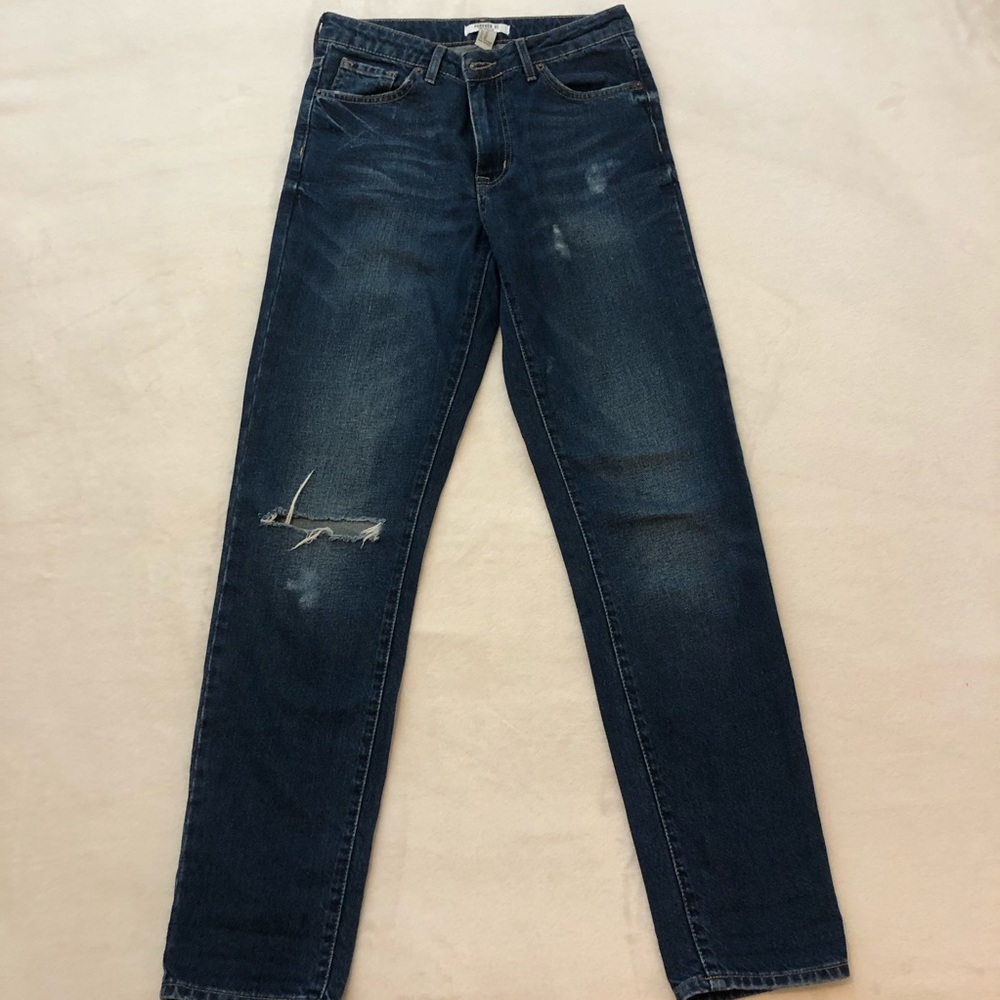 Forever 21 Dark Wash Skinny Jeans
